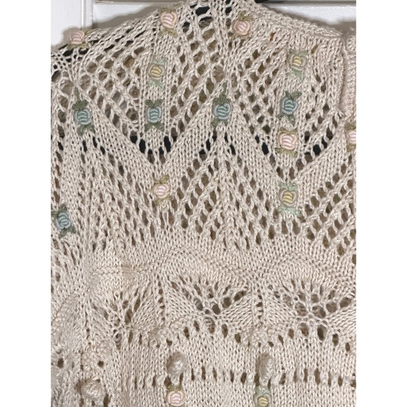 Vintage Handmade Pointelle Knit Short Sleeve Sweater M Openwork Cottage Rosettes - Picture 8 of 13